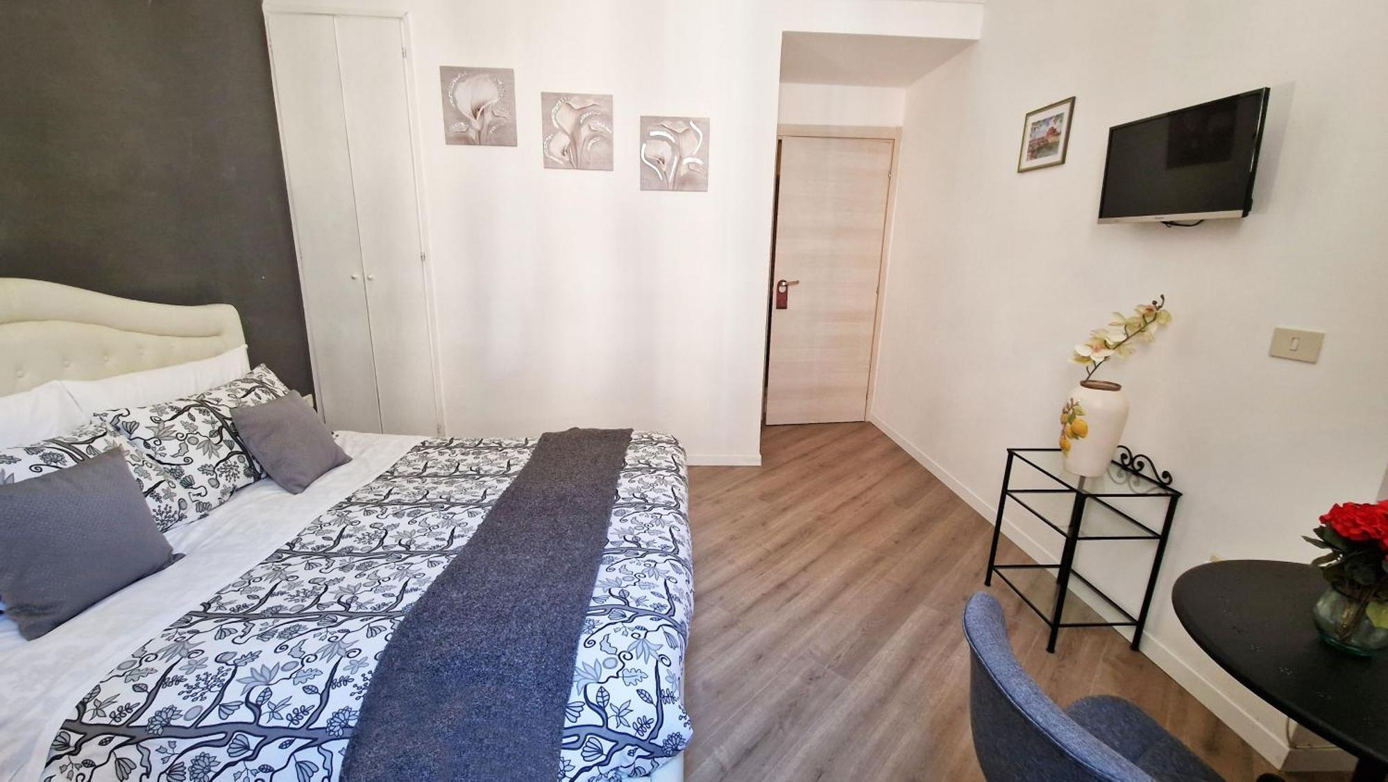 Myomax Guesthouse روما المظهر الخارجي الصورة